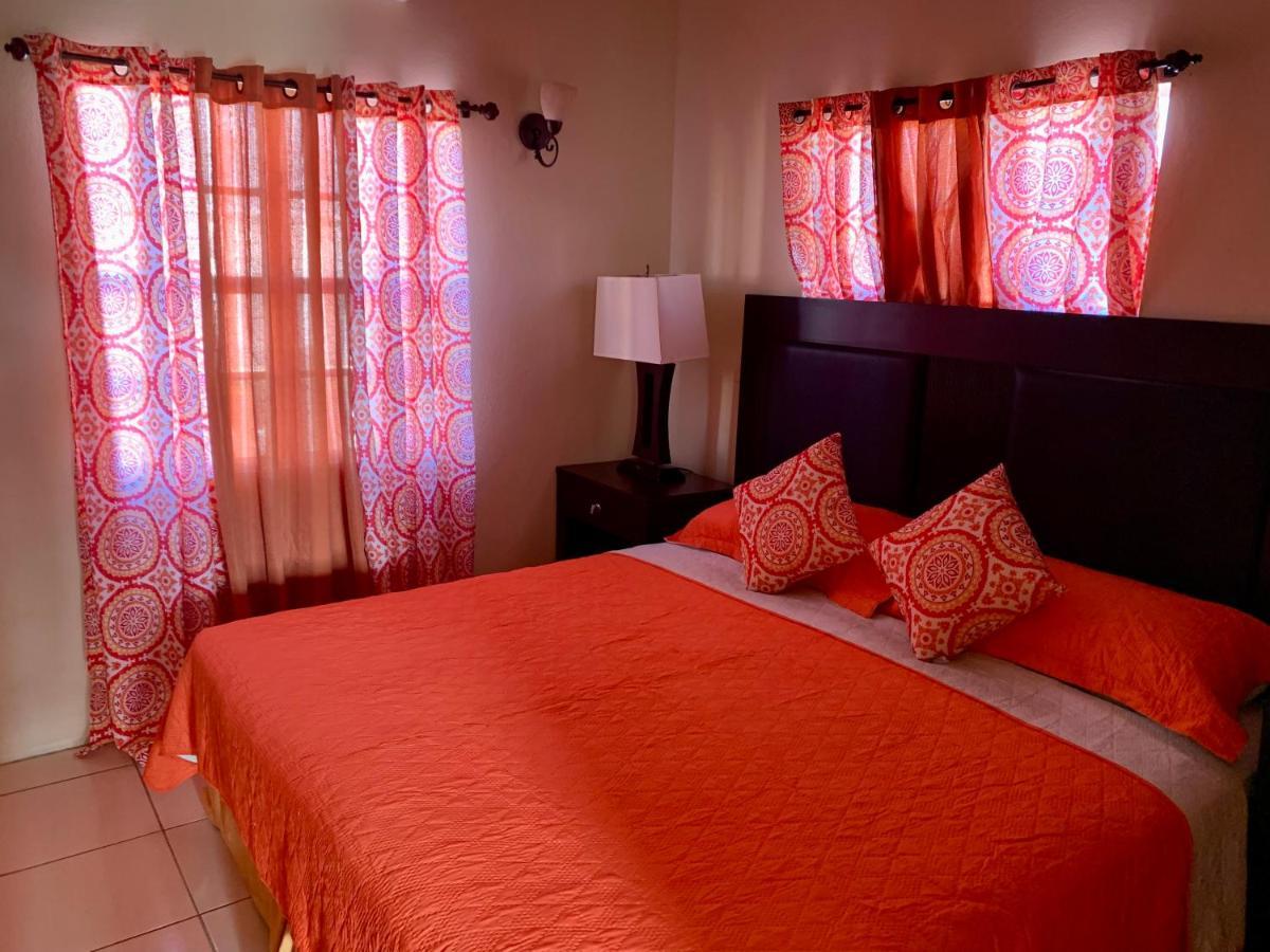 Connie'S Comfort Suites St. John's Eksteriør billede