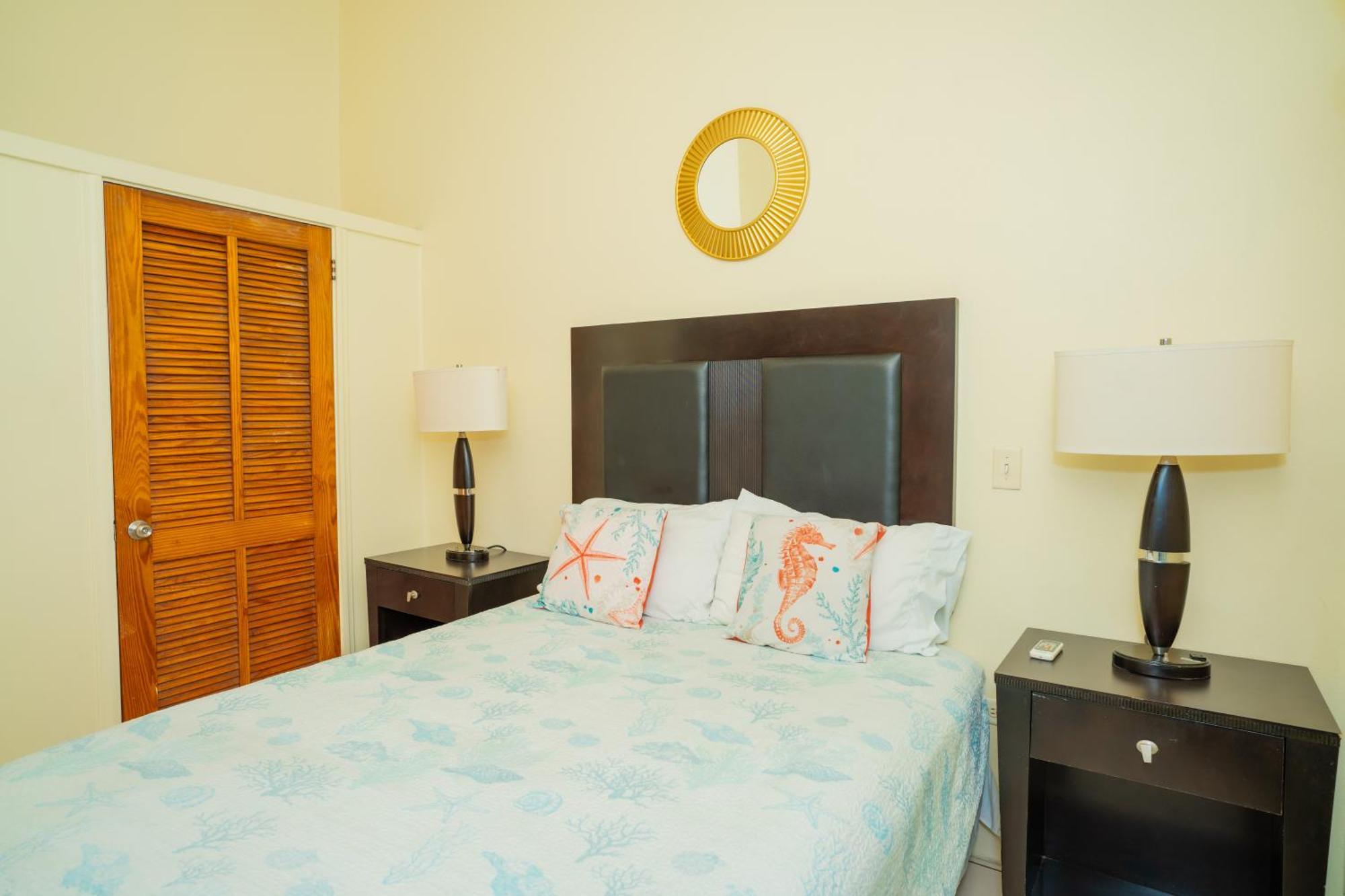 Connie'S Comfort Suites St. John's Eksteriør billede