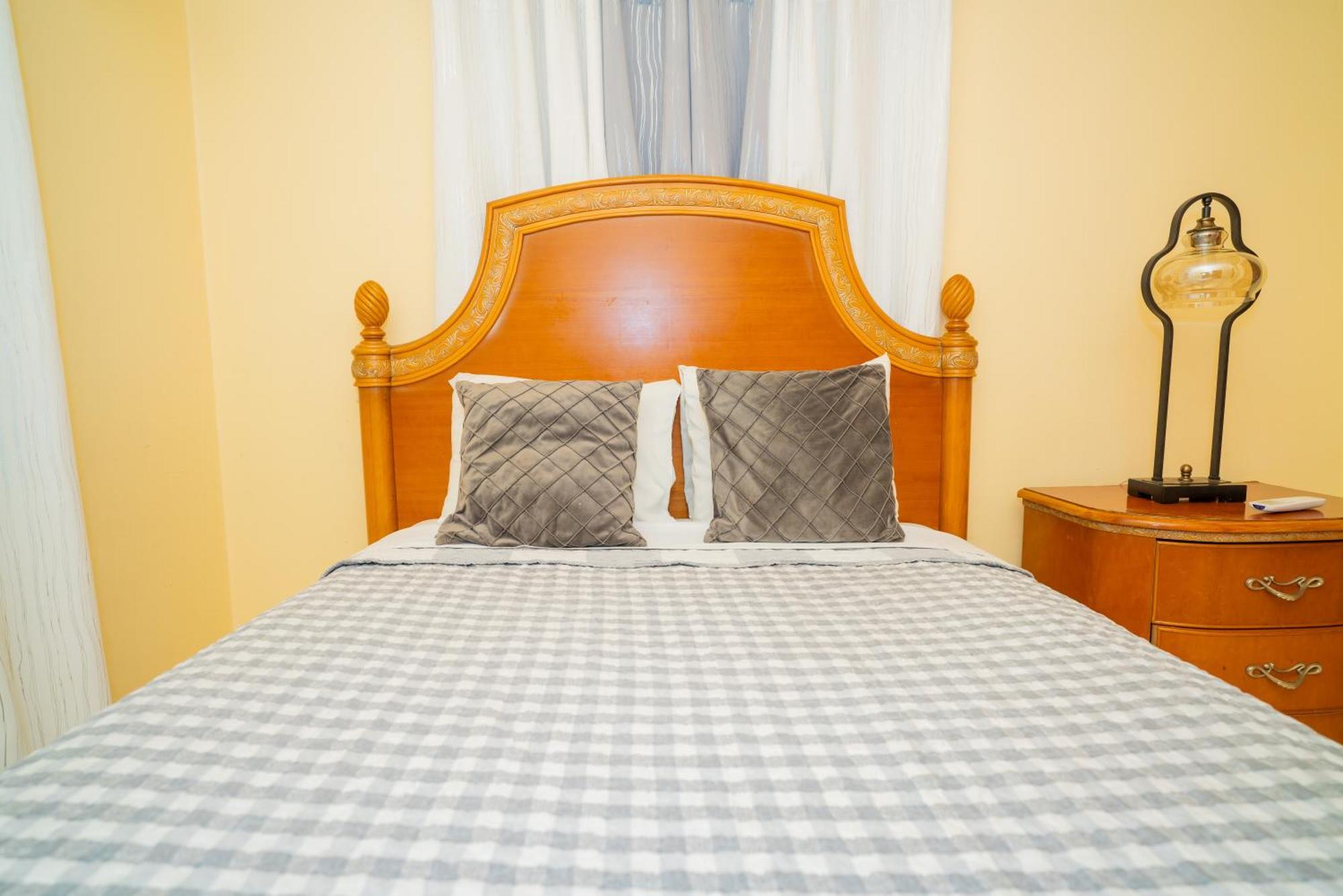 Connie'S Comfort Suites St. John's Eksteriør billede