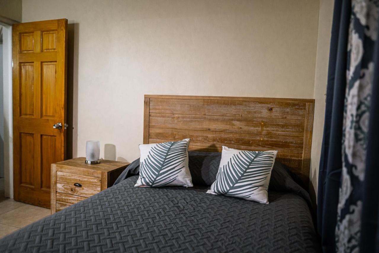 Connie'S Comfort Suites St. John's Eksteriør billede